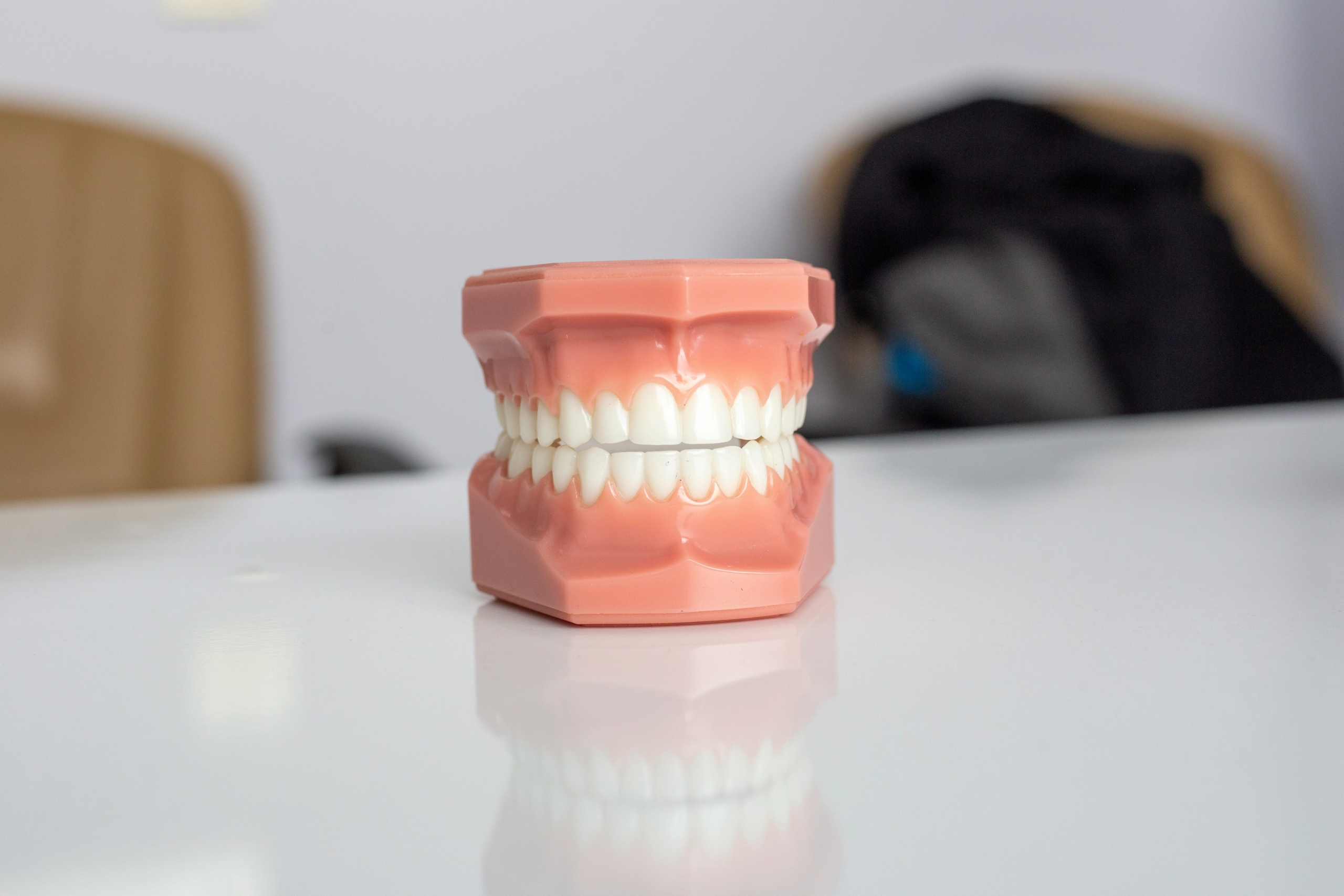 Exploring Teeth Whitening Services: Methods, Advantages, and Considerations